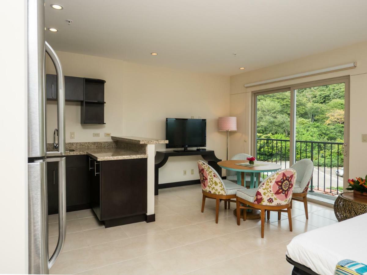 Marina Papagayo Suites Culebra Exterior photo